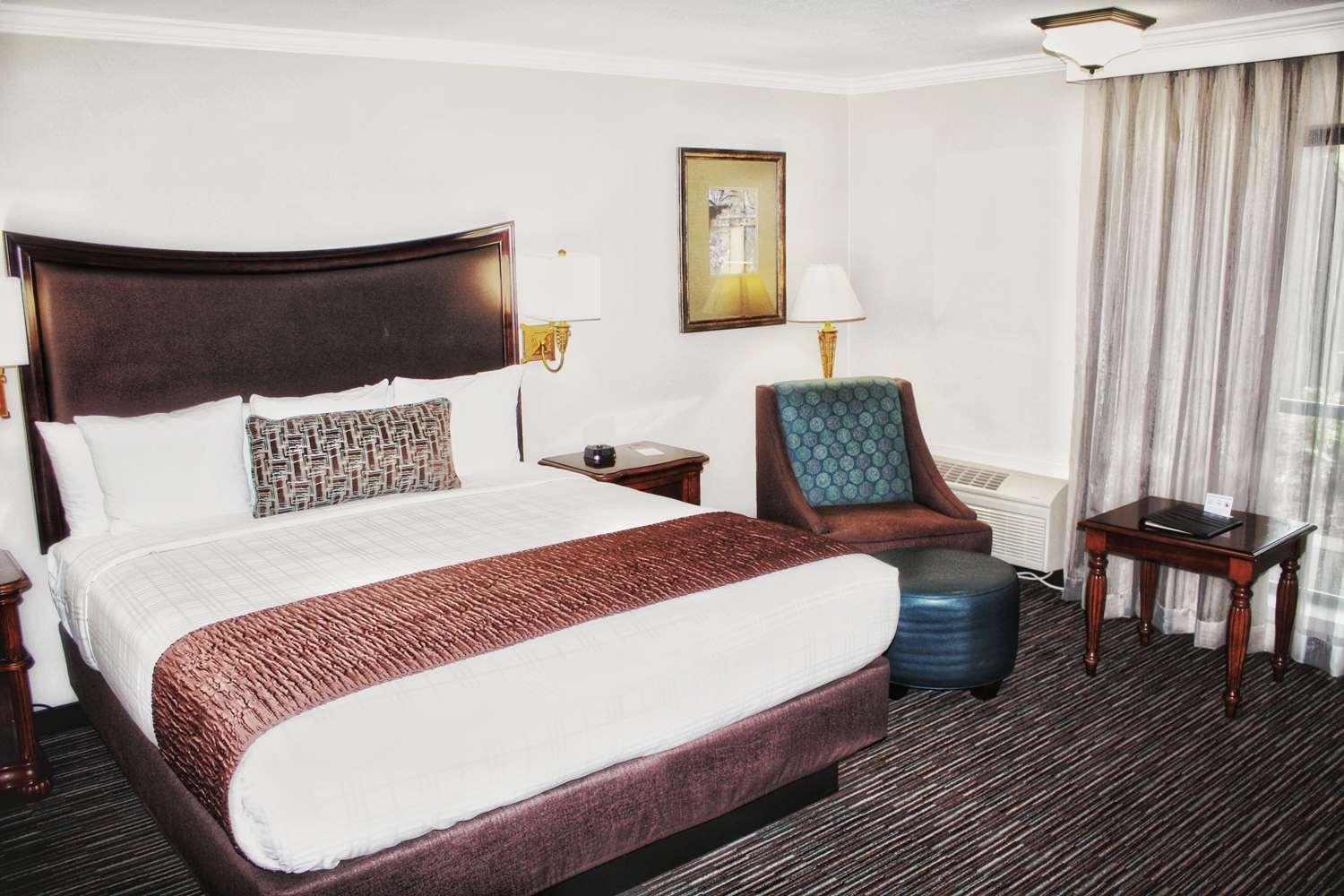 Best Western Plus Inn At The Vines Napa Exterior photo