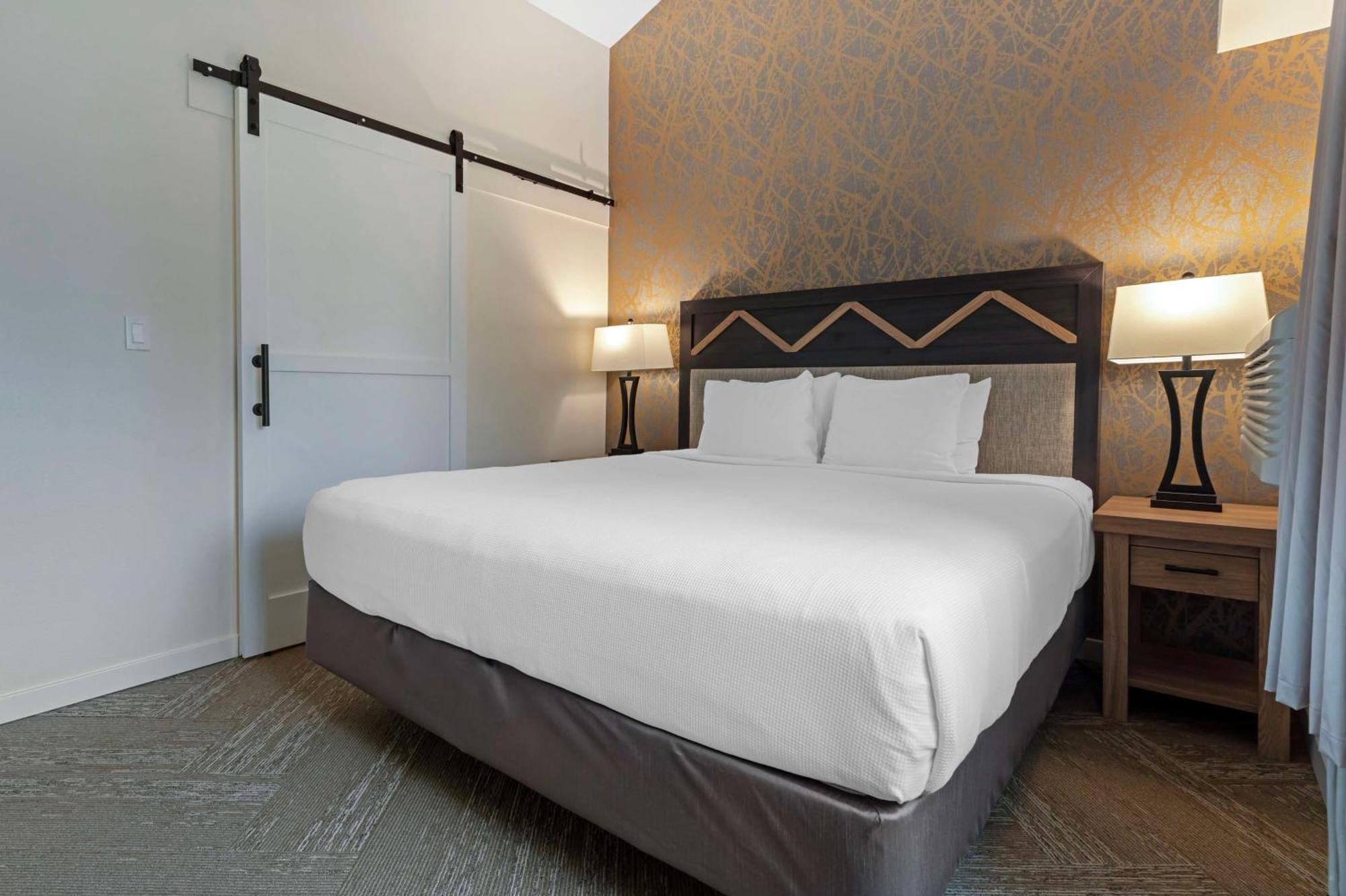 Best Western Plus Inn At The Vines Napa Exterior photo